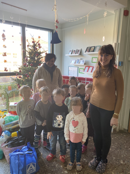 Spendenaktion - Kinder der Kindertagesstätte "Schwemmbacher Spatzen"