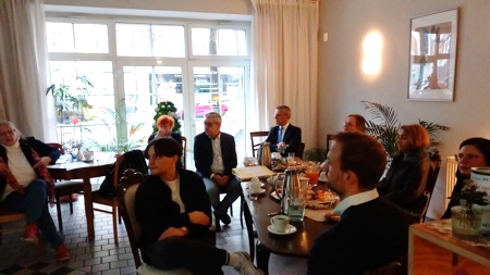 Bild Bafza Besuch im SozialSalon