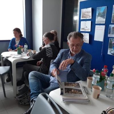 Auf Eine Stunde 3 Web